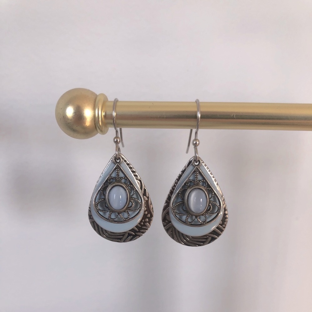 periwinkle & silver drop earrings
